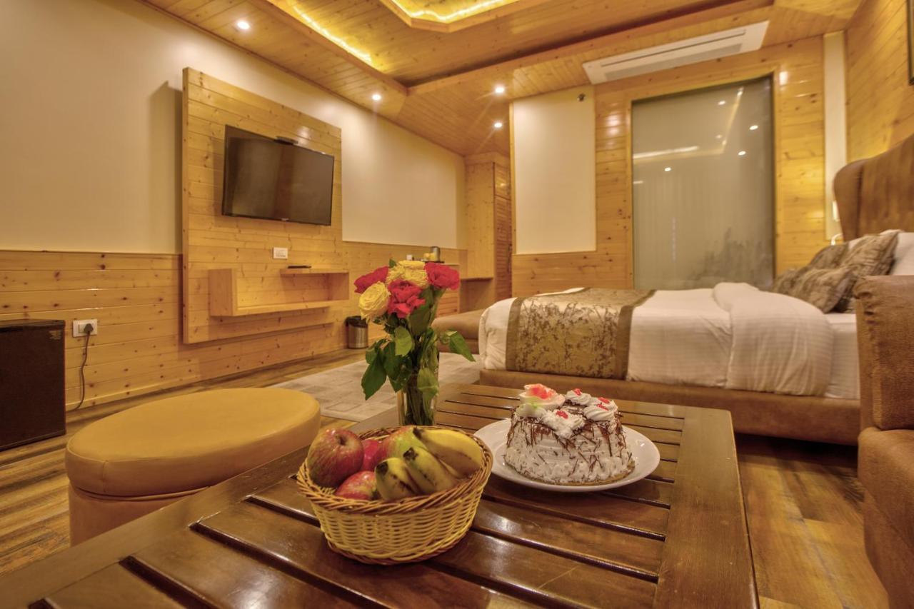 The Holiday Villa Resorts & Spa Manāli Extérieur photo